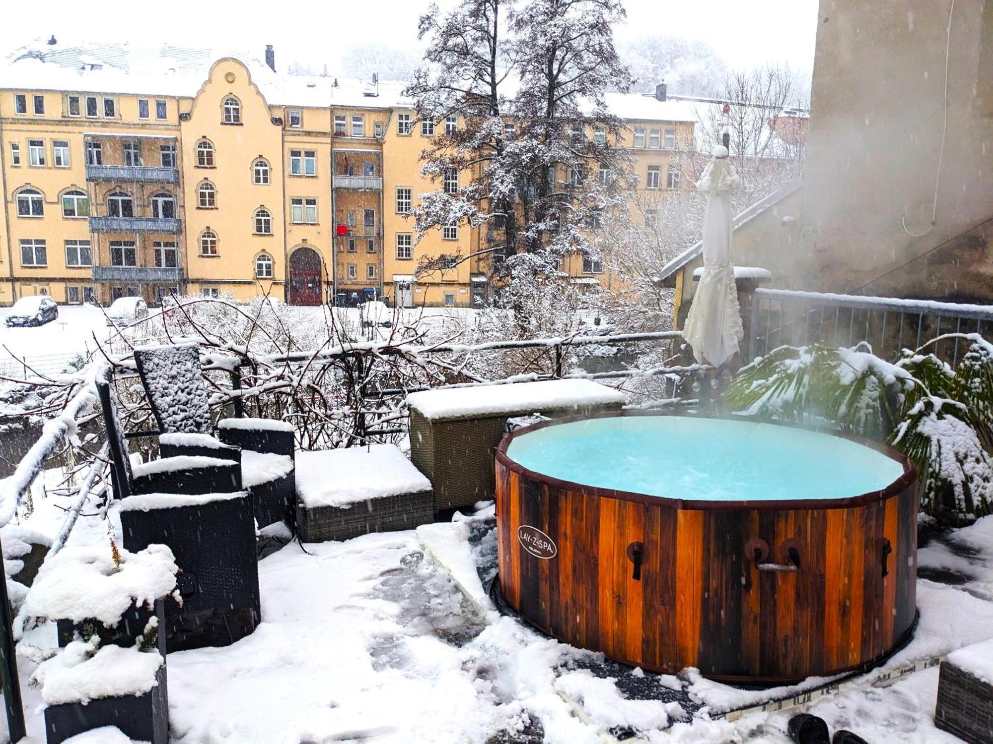 F2 - Urlaubsmagie Sauna, Whirlpool, Pool & Garten Sebnitz Exteriör bild