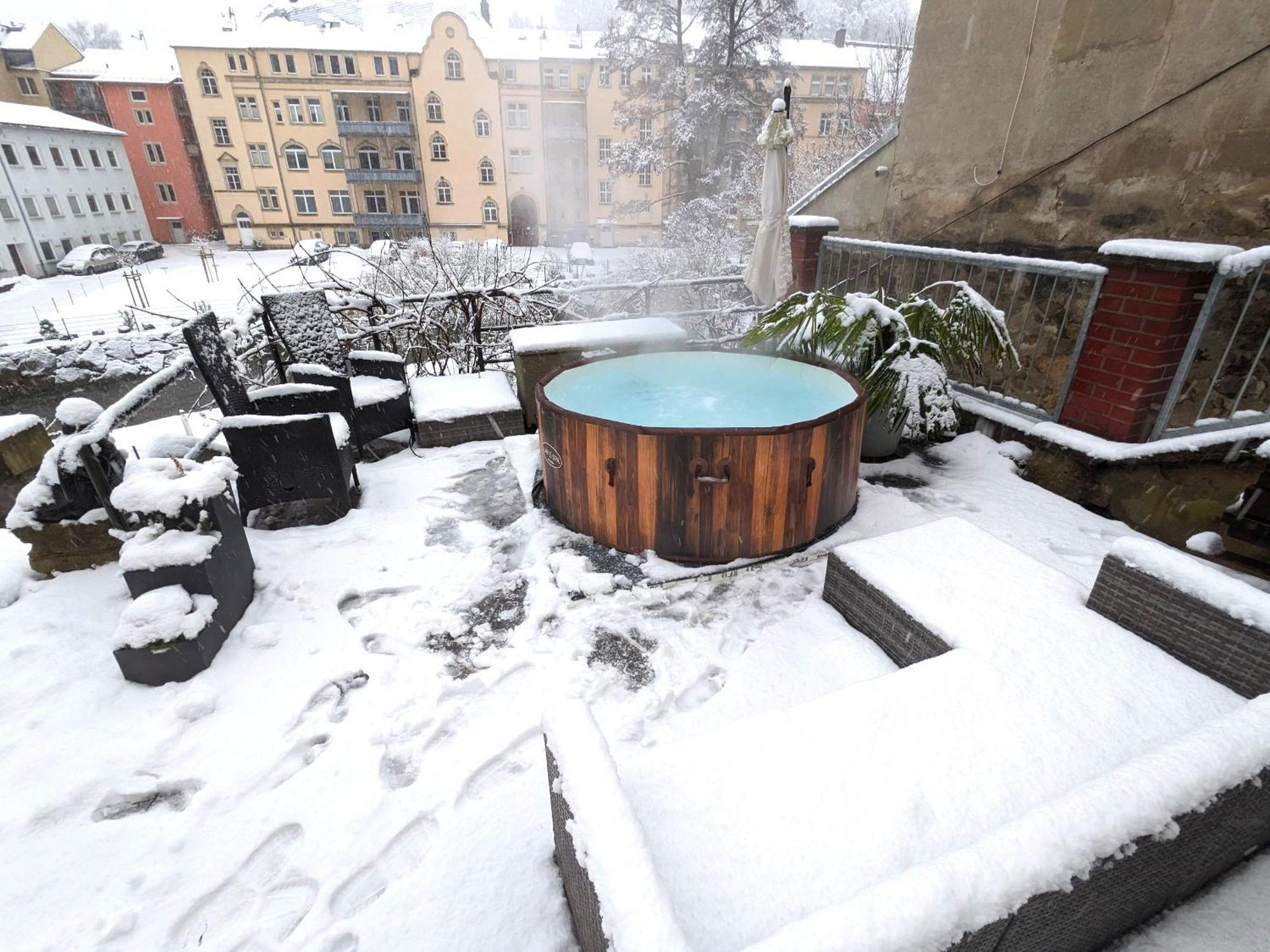 F2 - Urlaubsmagie Sauna, Whirlpool, Pool & Garten Sebnitz Exteriör bild